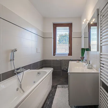 Apartment Yasmin Maison - Garden House *